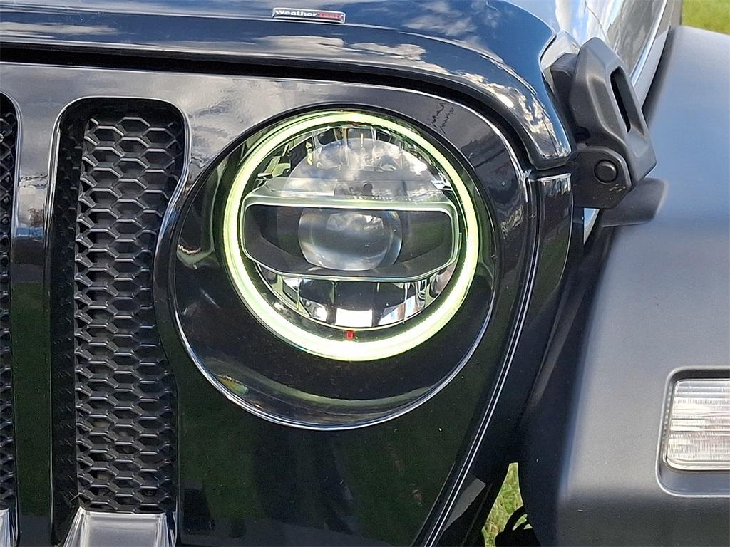 used 2021 Jeep Wrangler Unlimited car, priced at $29,997