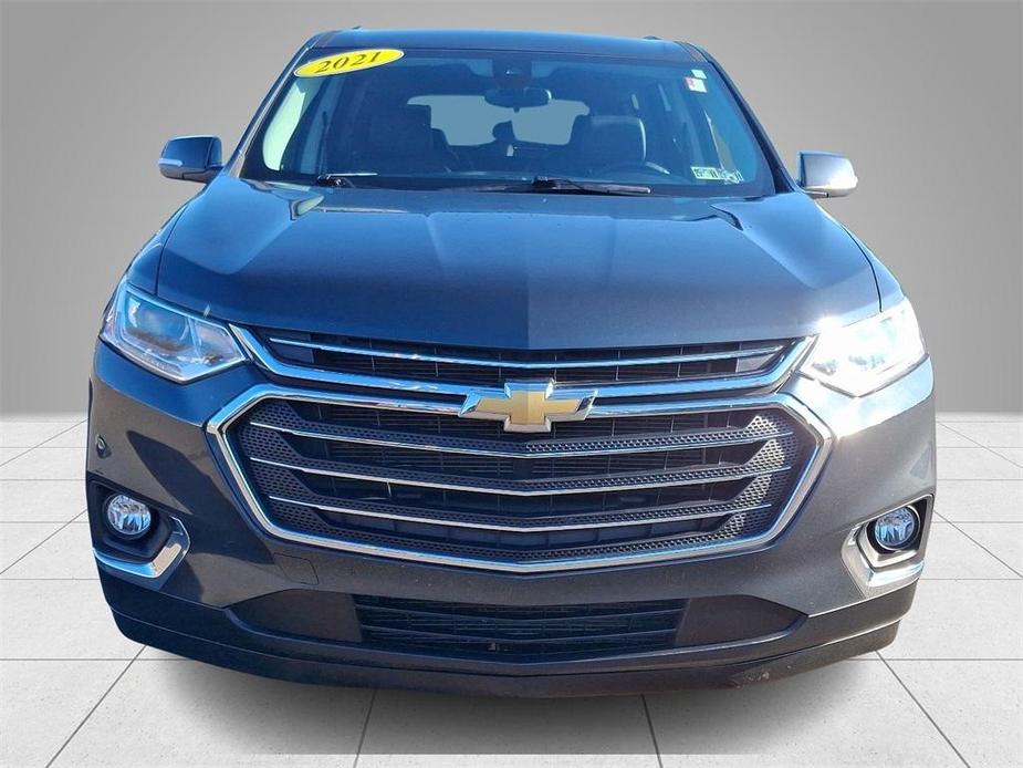 used 2021 Chevrolet Traverse car, priced at $27,990