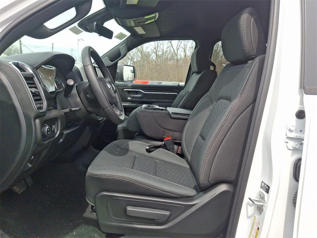 new 2025 Ram 1500 car, priced at $42,921
