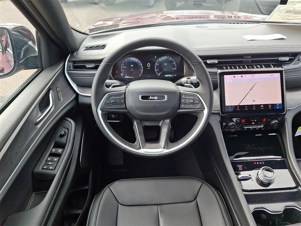 new 2025 Jeep Grand Cherokee car, priced at $48,432