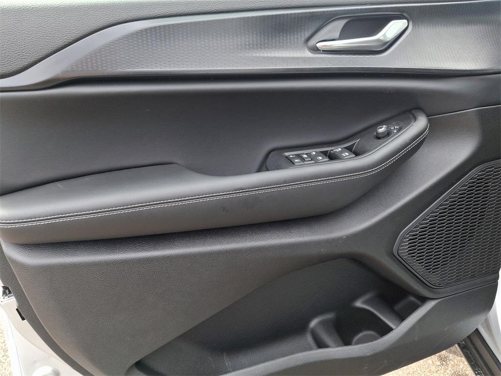 new 2025 Jeep Grand Cherokee L car, priced at $43,429