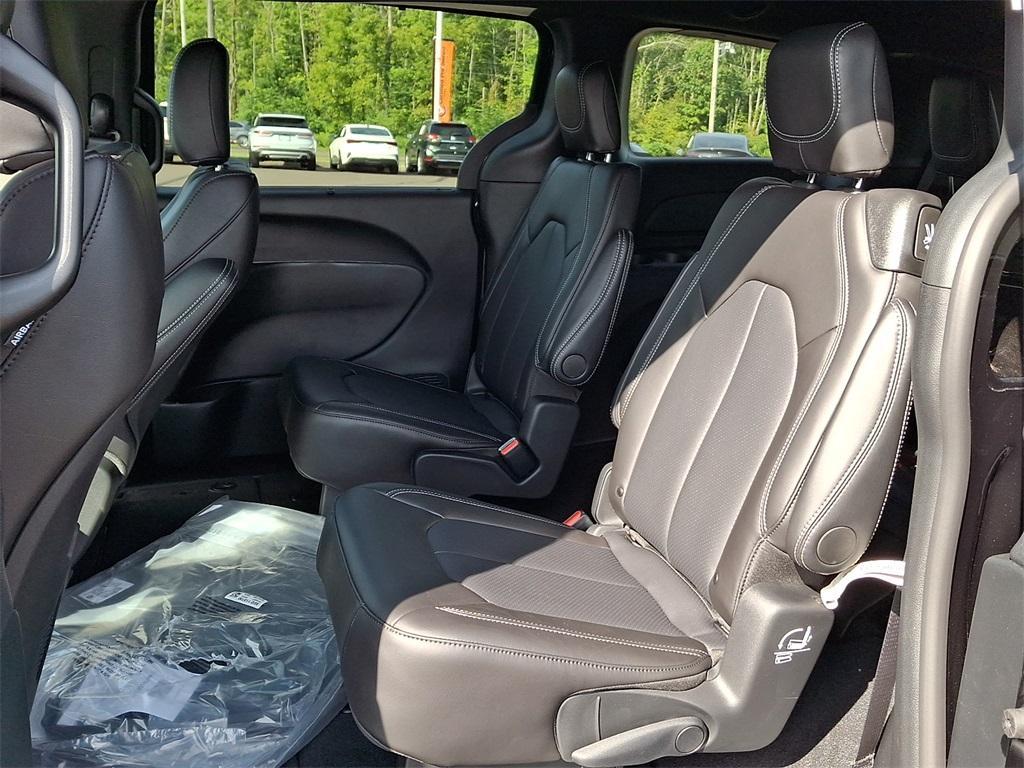 new 2026 Chrysler Voyager car
