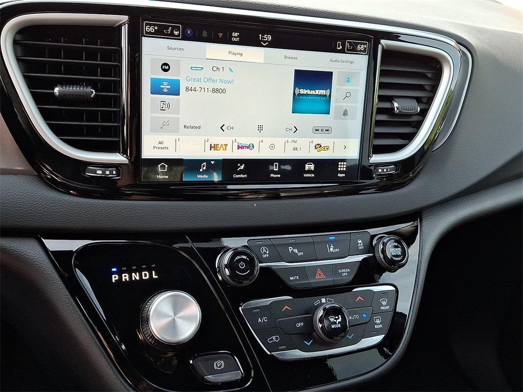 new 2026 Chrysler Voyager car