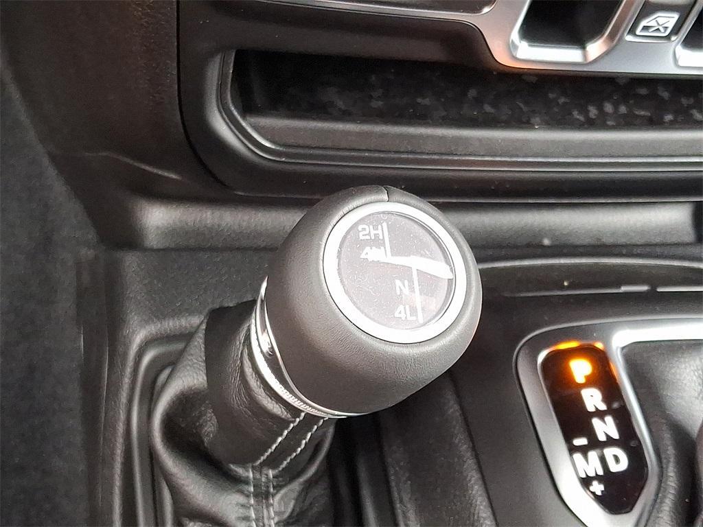 new 2025 Jeep Wrangler car, priced at $53,904