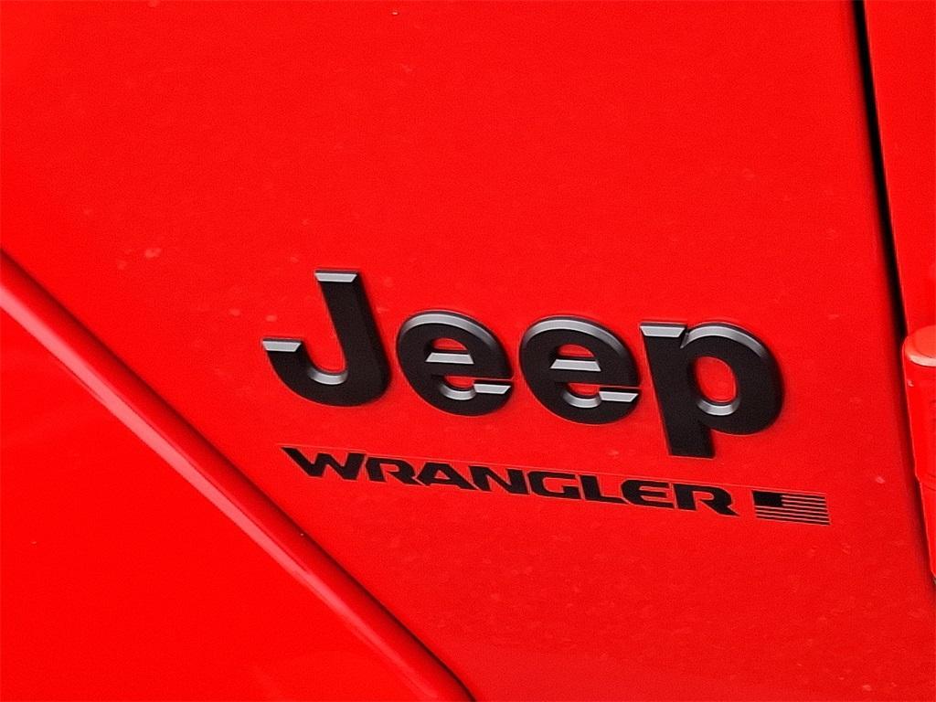 new 2025 Jeep Wrangler car, priced at $53,904