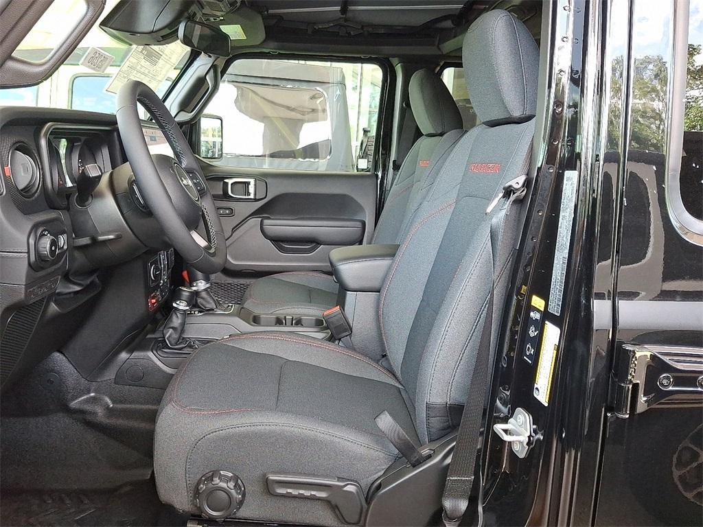 new 2025 Jeep Wrangler car, priced at $54,218