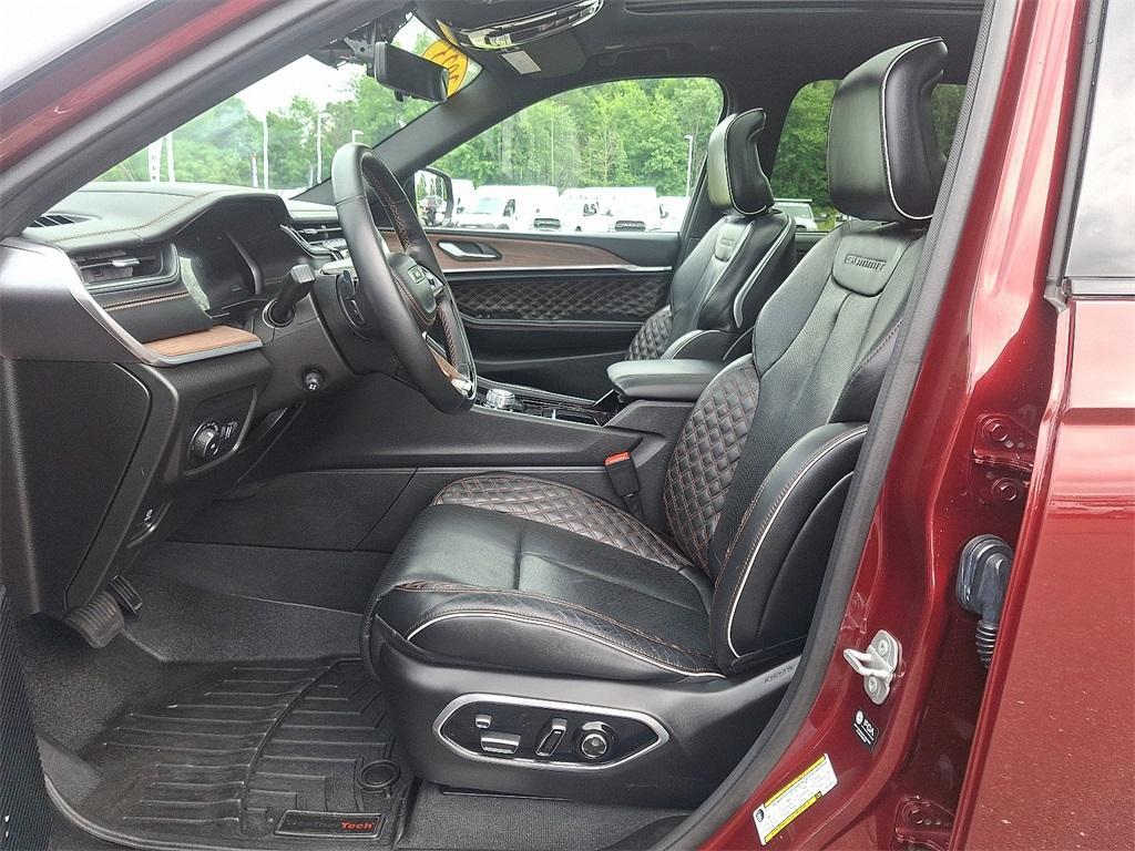 used 2023 Jeep Grand Cherokee L car, priced at $41,990