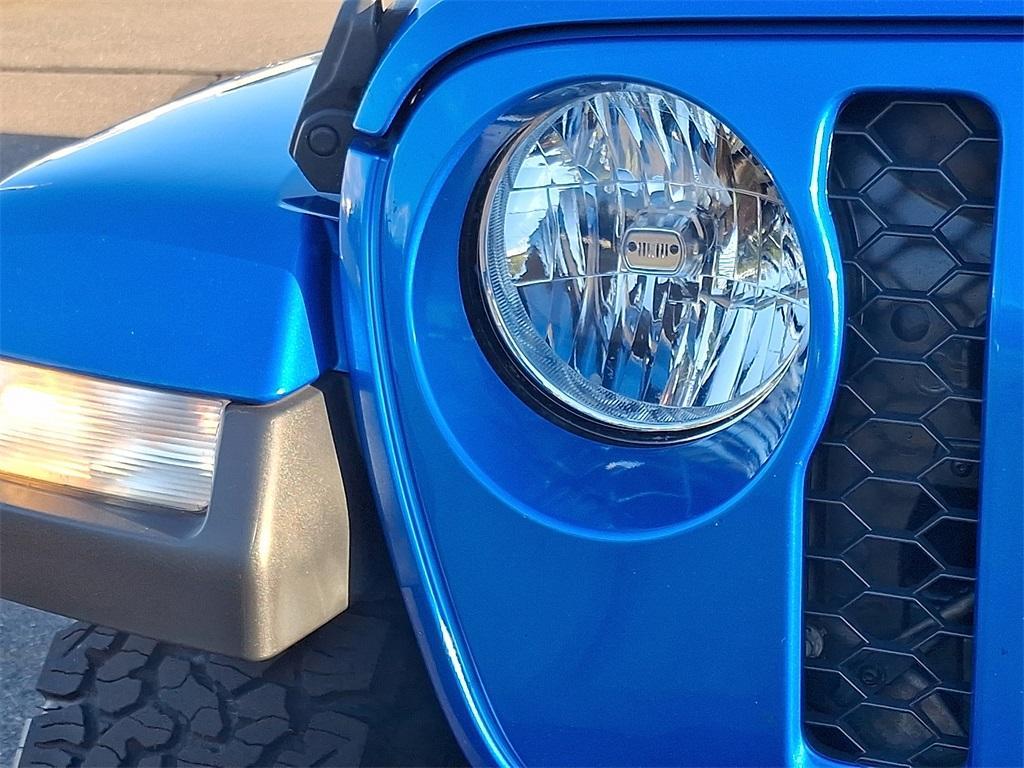 used 2020 Jeep Gladiator car, priced at $27,585