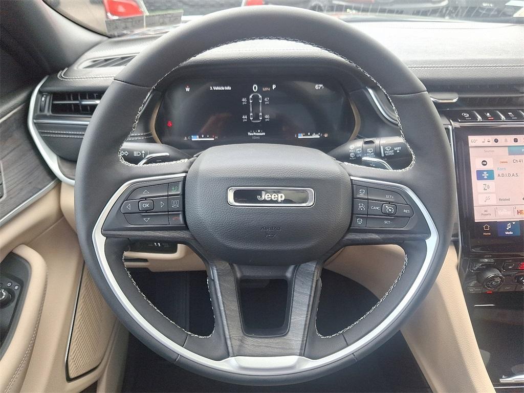 new 2025 Jeep Grand Cherokee L car, priced at $53,537