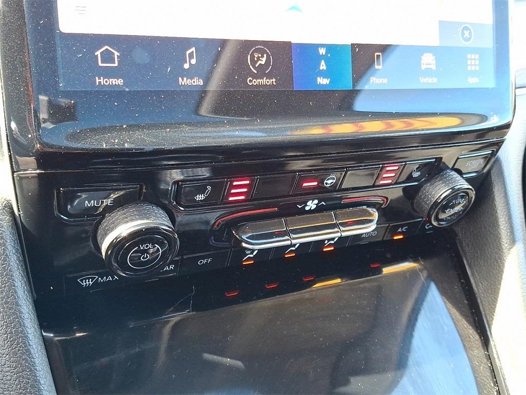 used 2022 Jeep Grand Cherokee car, priced at $30,990