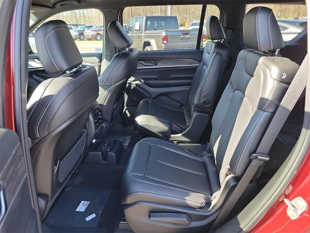 new 2024 Jeep Grand Cherokee L car, priced at $53,209