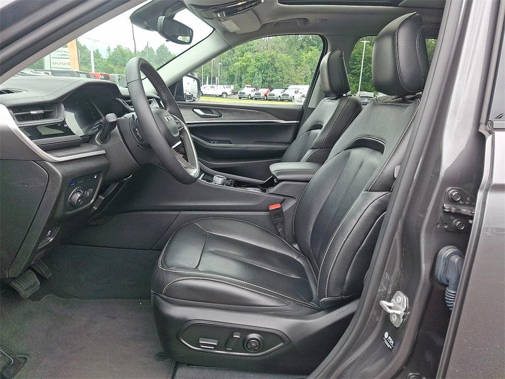 used 2022 Jeep Grand Cherokee 4xe car, priced at $25,999