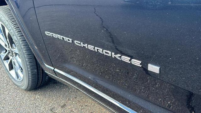 new 2024 Jeep Grand Cherokee car, priced at $60,060