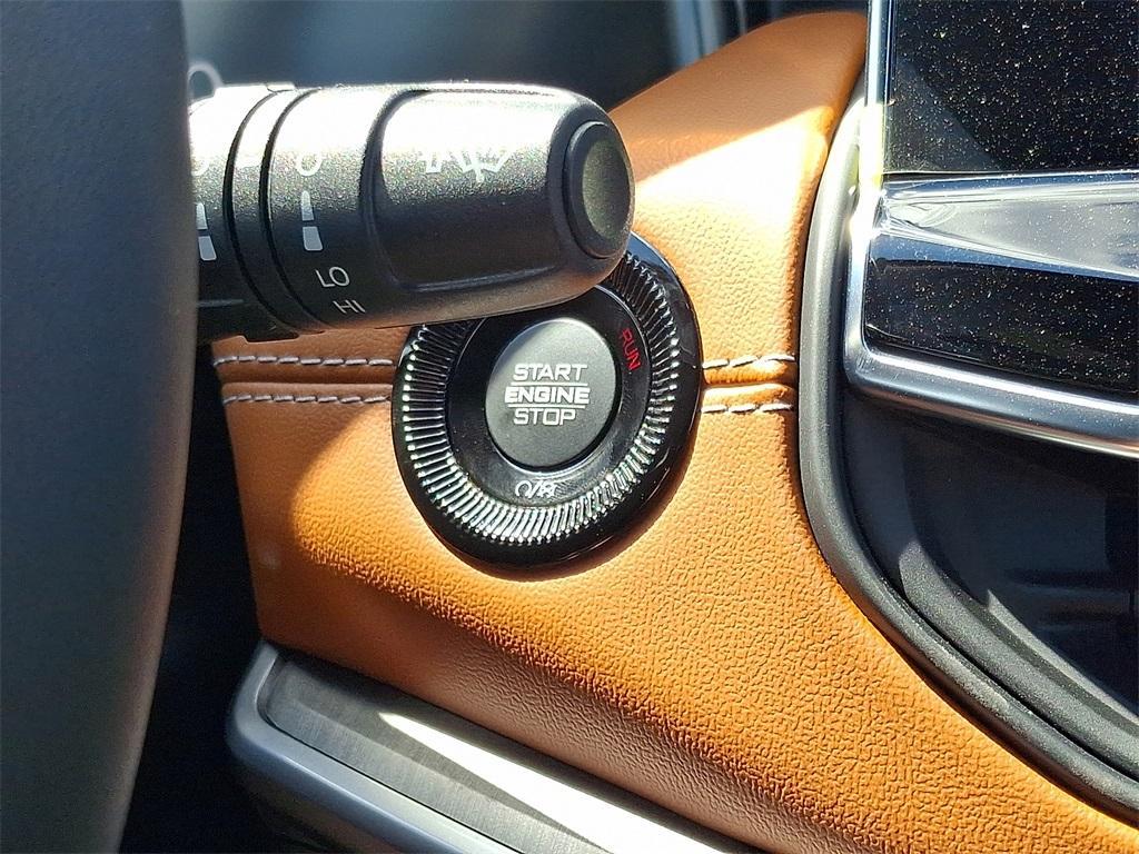 new 2025 Jeep Compass car, priced at $35,046
