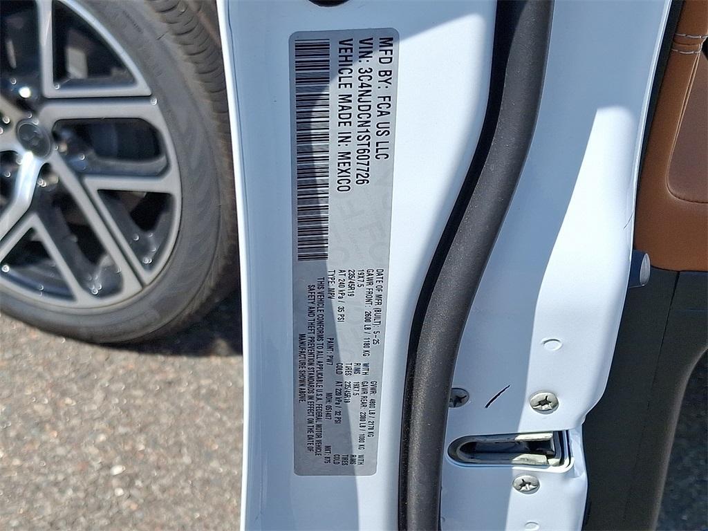 new 2025 Jeep Compass car, priced at $35,046