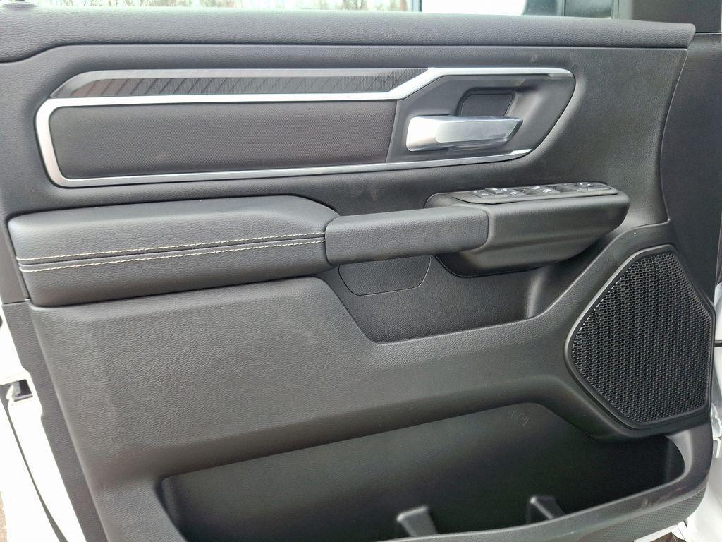 new 2025 Ram 1500 car, priced at $42,916