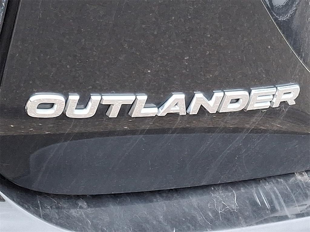 used 2023 Mitsubishi Outlander car, priced at $26,891