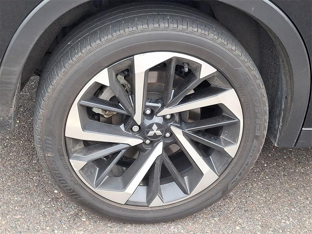 used 2023 Mitsubishi Outlander car, priced at $26,891