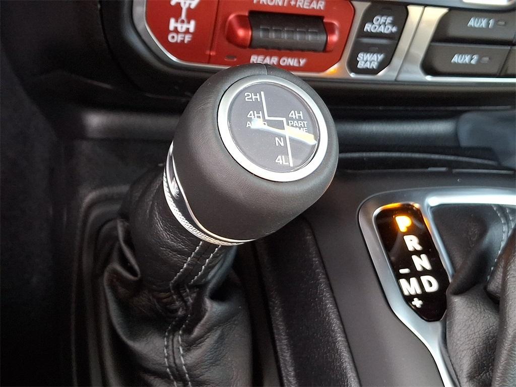 new 2025 Jeep Gladiator car, priced at $59,966