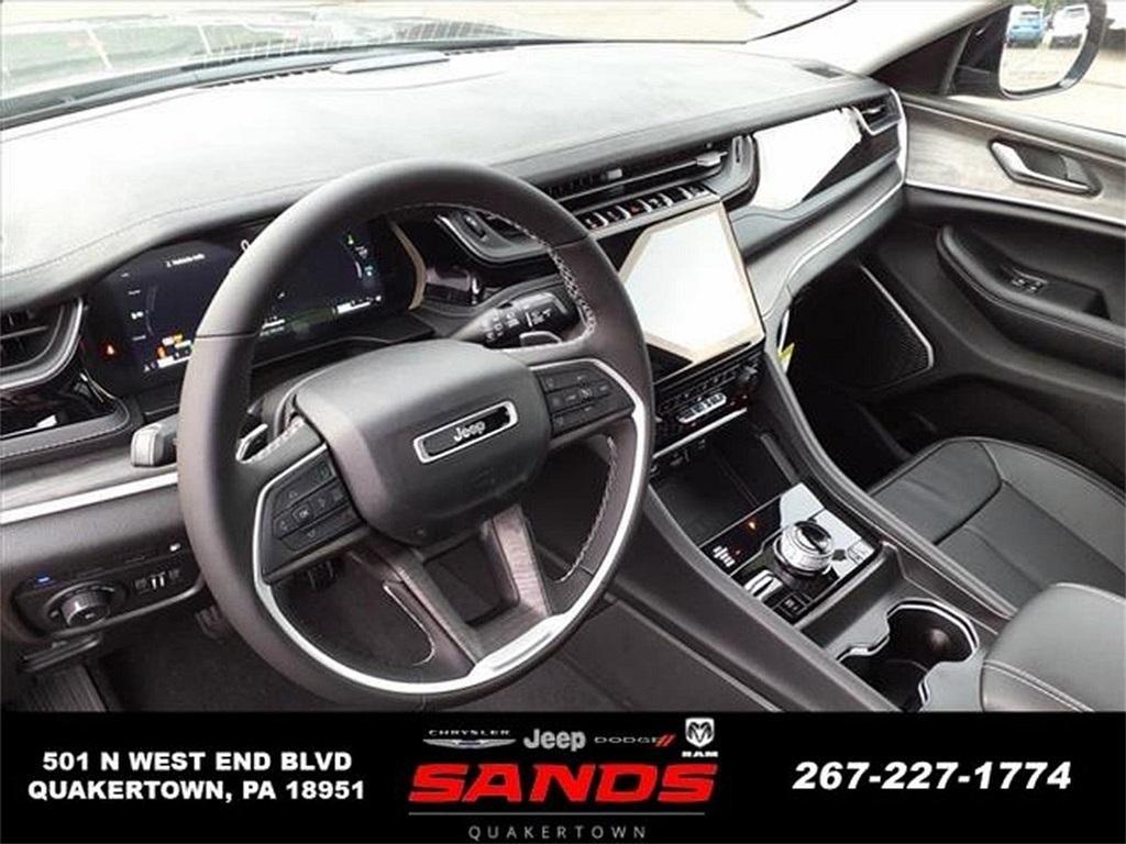 new 2023 Jeep Grand Cherokee 4xe car, priced at $52,546