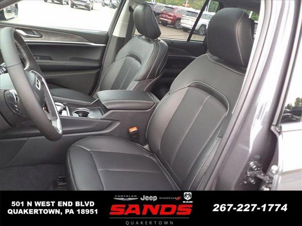 new 2023 Jeep Grand Cherokee 4xe car, priced at $52,546