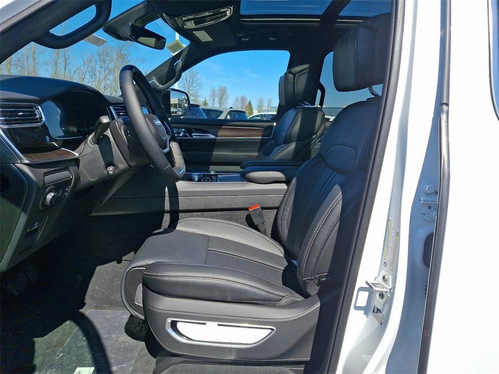 new 2025 Jeep Grand Wagoneer car, priced at $80,059