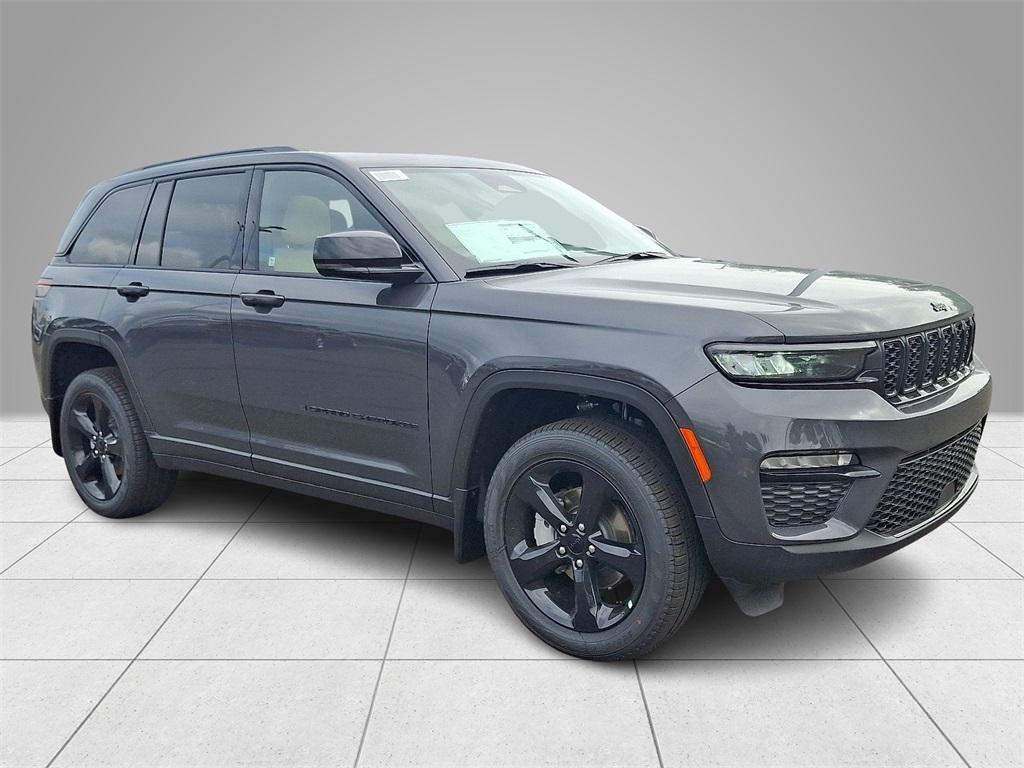 new 2025 Jeep Grand Cherokee car, priced at $51,157
