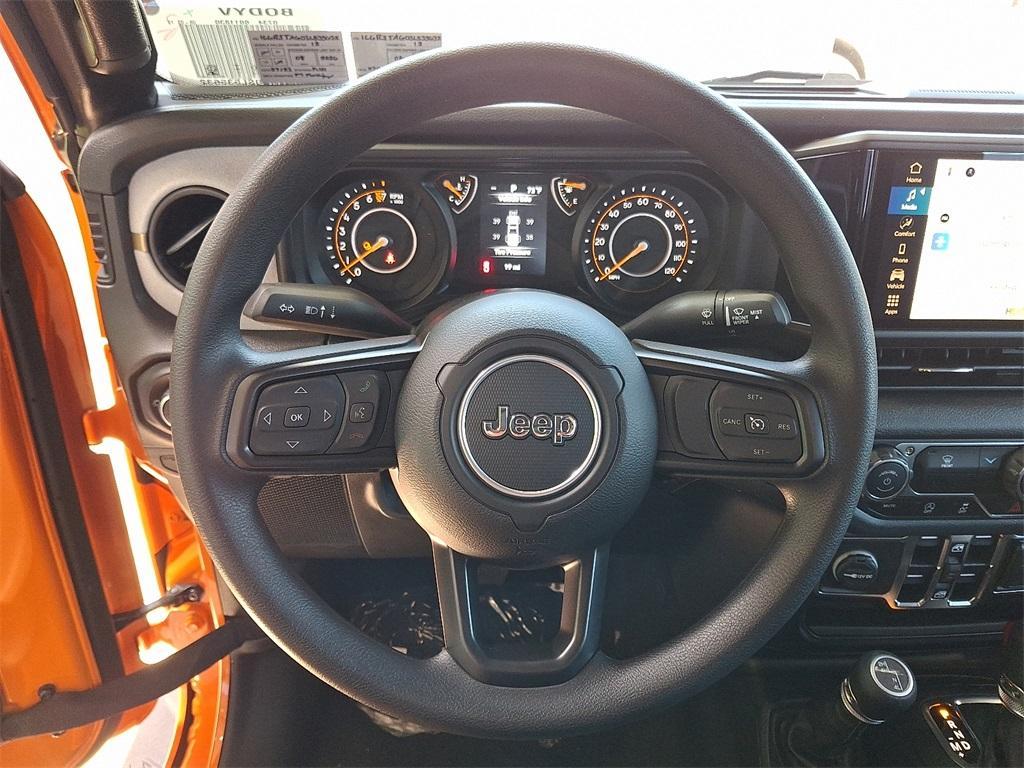 new 2025 Jeep Gladiator car, priced at $40,784