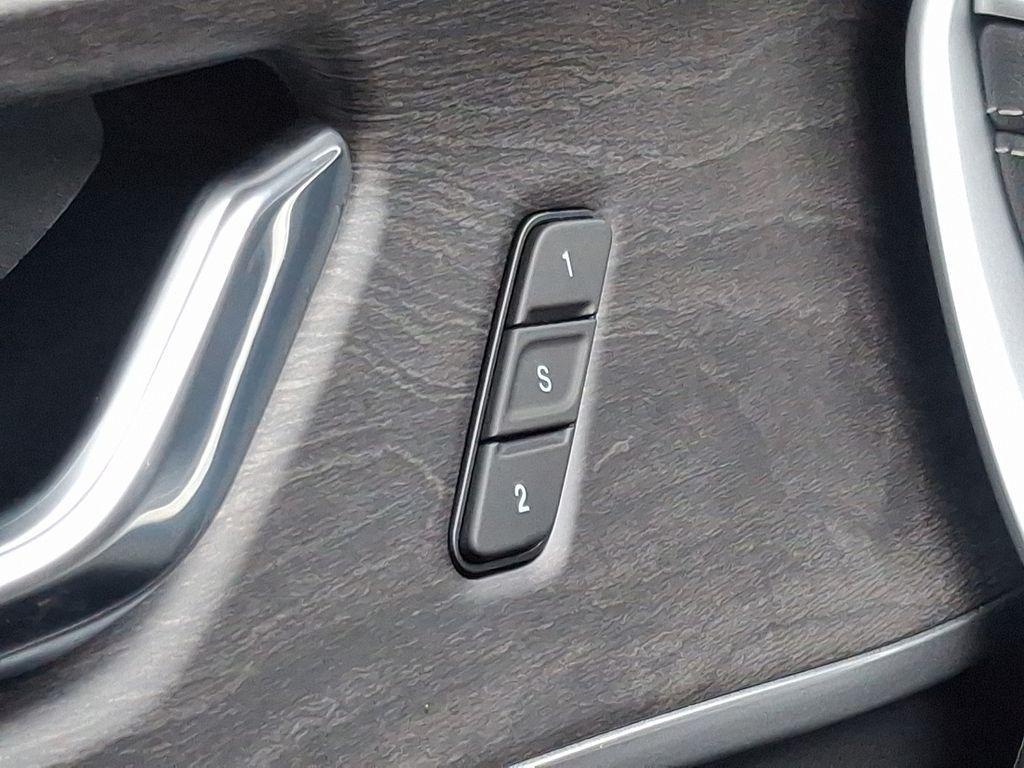 new 2024 Jeep Grand Cherokee car, priced at $50,251