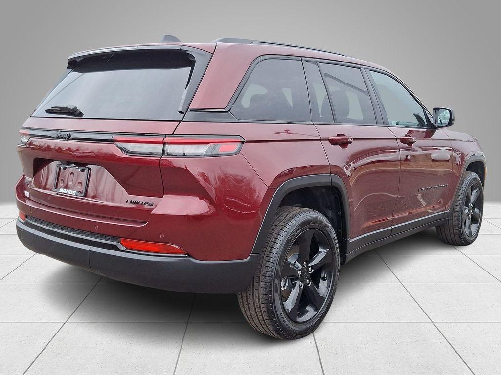 new 2024 Jeep Grand Cherokee car, priced at $50,251