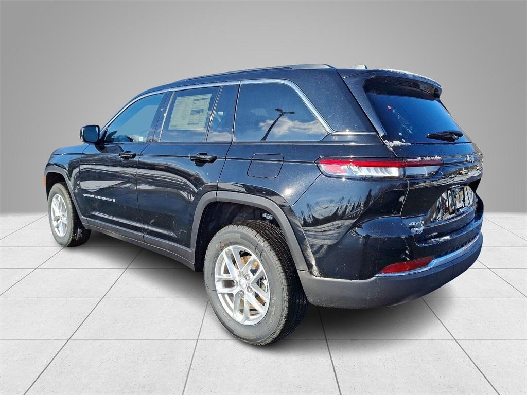 new 2025 Jeep Grand Cherokee car, priced at $37,074