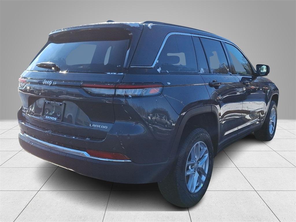 new 2025 Jeep Grand Cherokee car, priced at $37,074