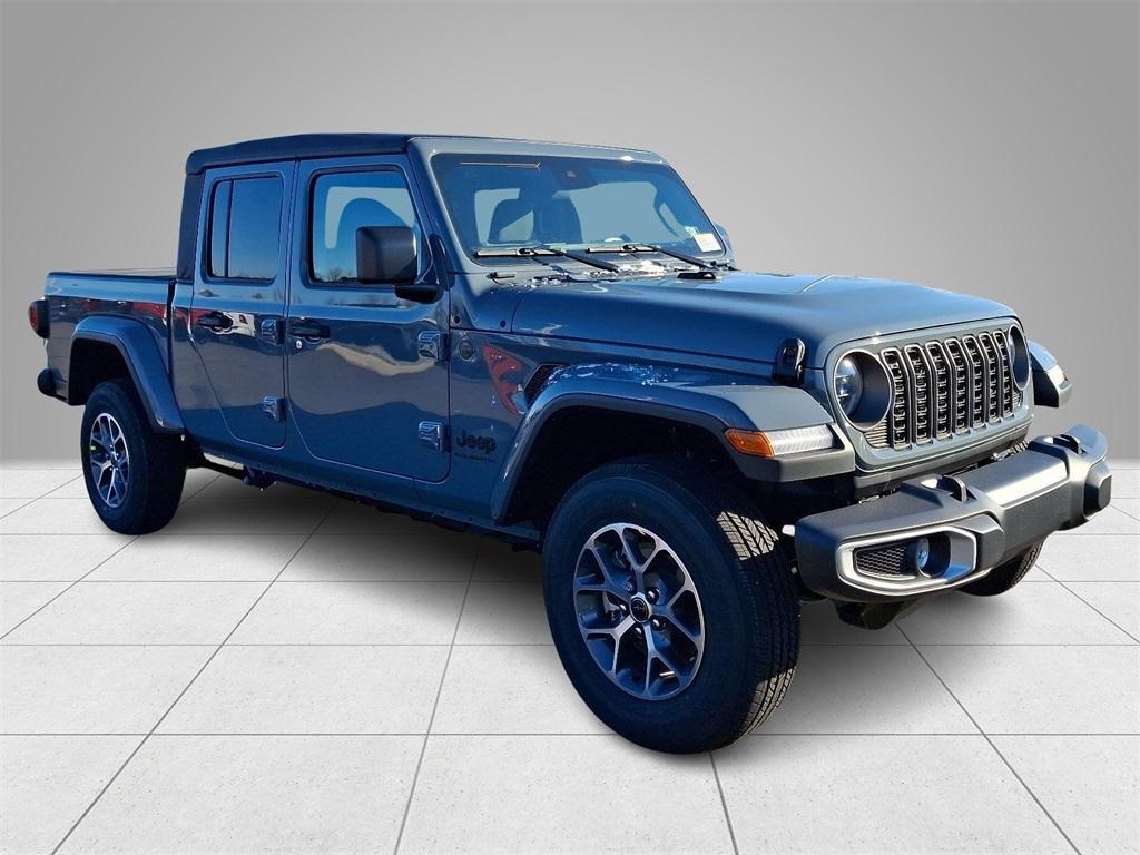 new 2025 Jeep Gladiator car, priced at $42,582