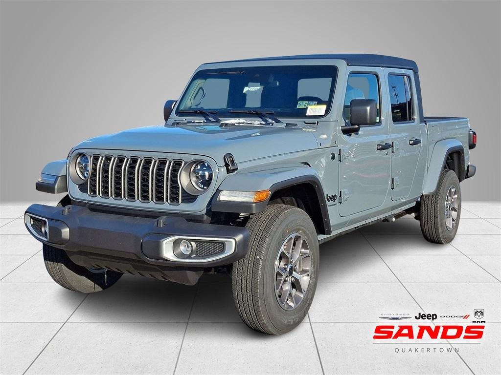 new 2025 Jeep Gladiator car, priced at $44,332