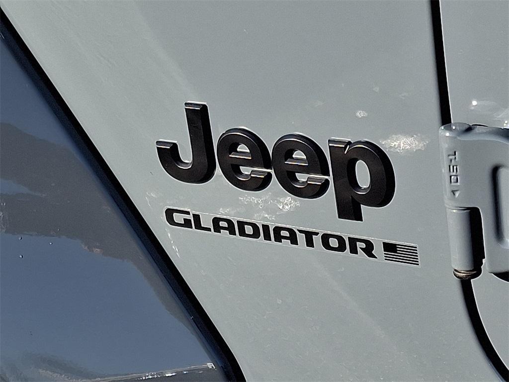 new 2025 Jeep Gladiator car, priced at $46,368
