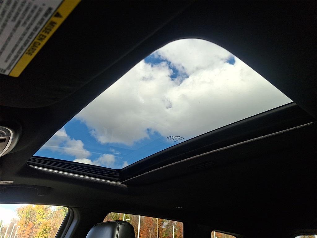 used 2021 Jeep Grand Cherokee car, priced at $27,995