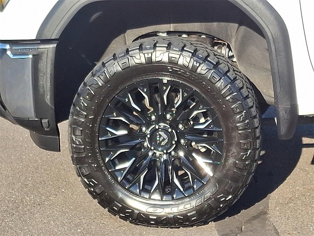used 2024 GMC Sierra 2500 car, priced at $67,990