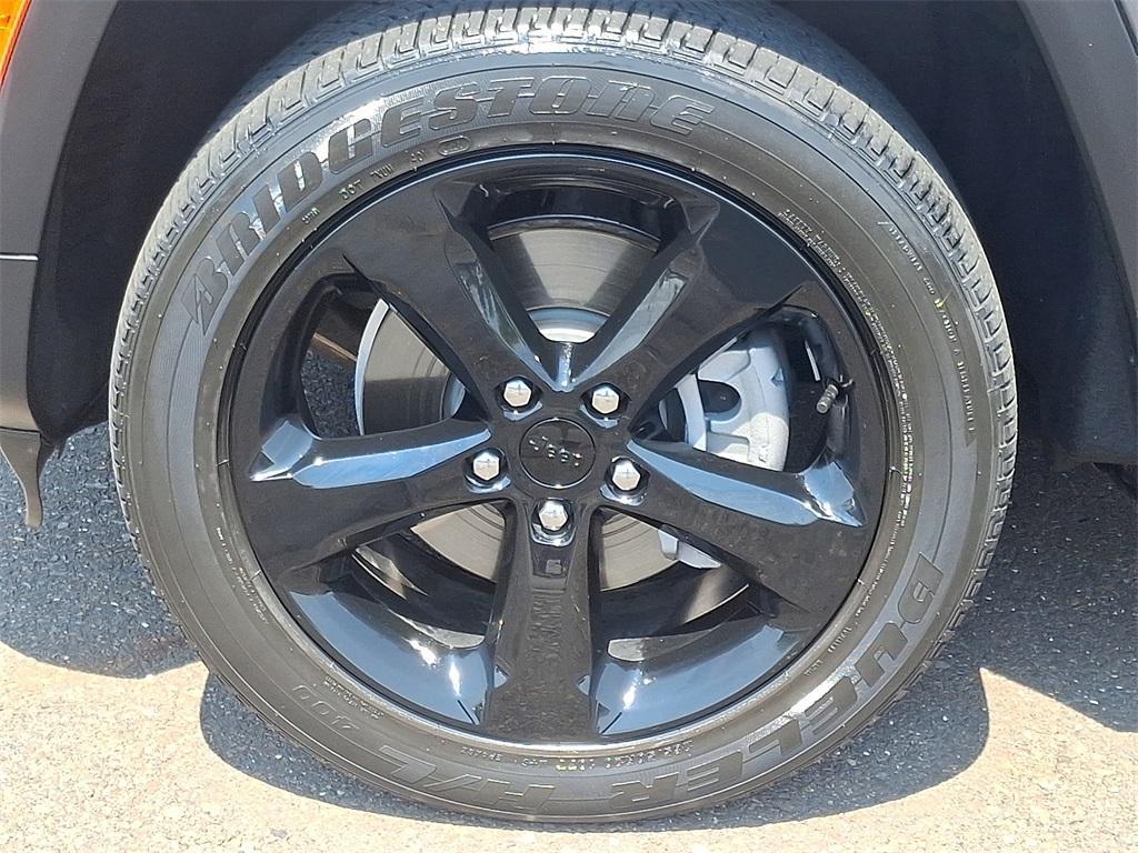 used 2021 Jeep Grand Cherokee L car, priced at $31,889