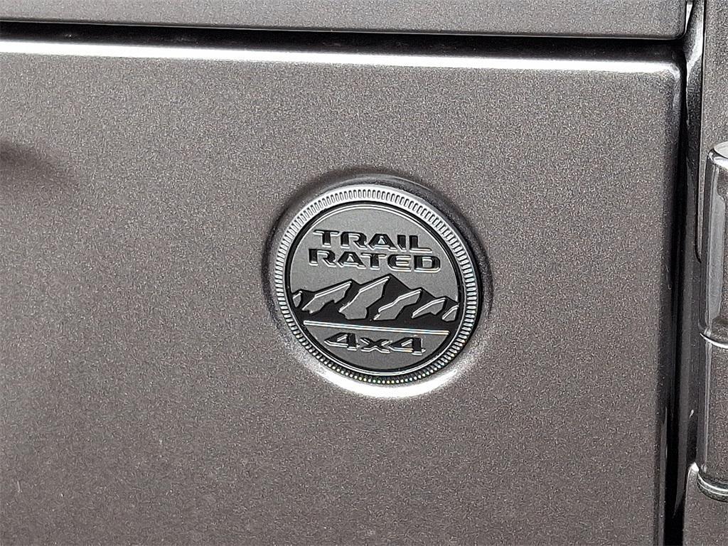 new 2025 Jeep Gladiator car, priced at $51,555
