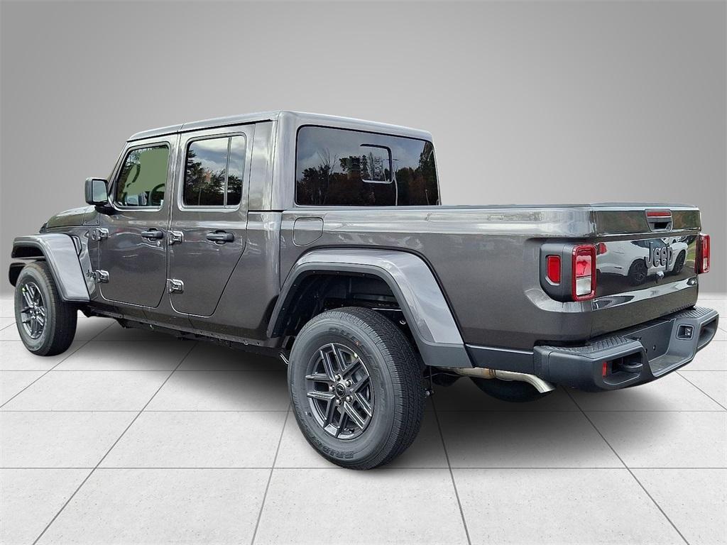 new 2025 Jeep Gladiator car, priced at $51,555
