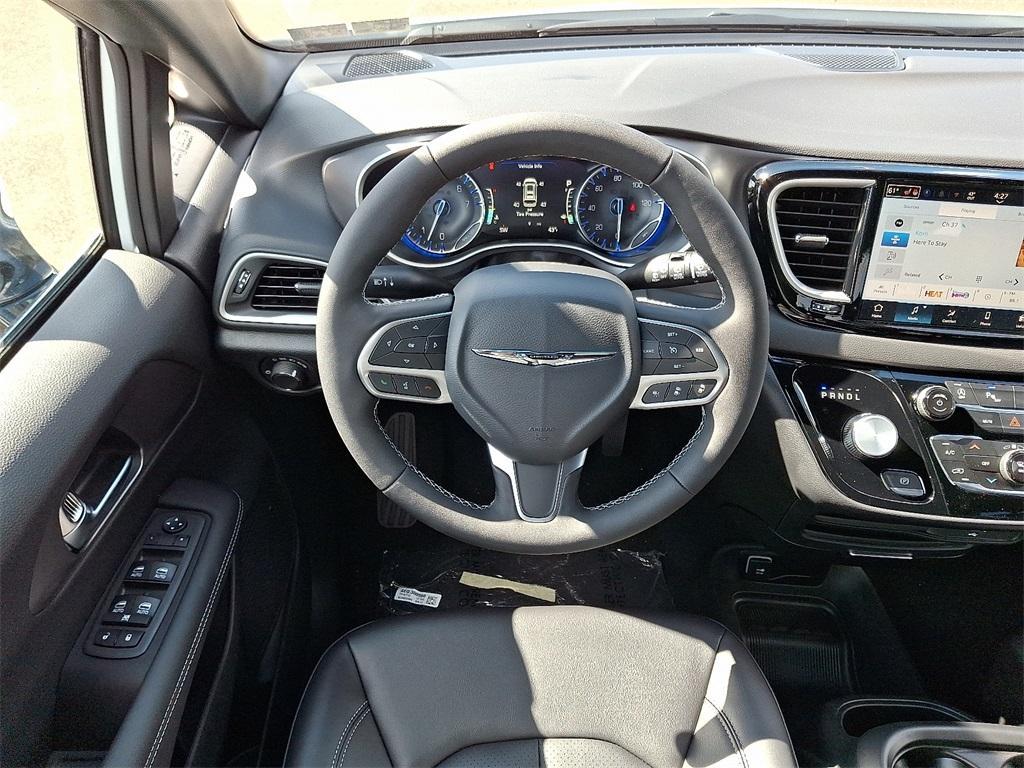 new 2026 Chrysler Voyager car