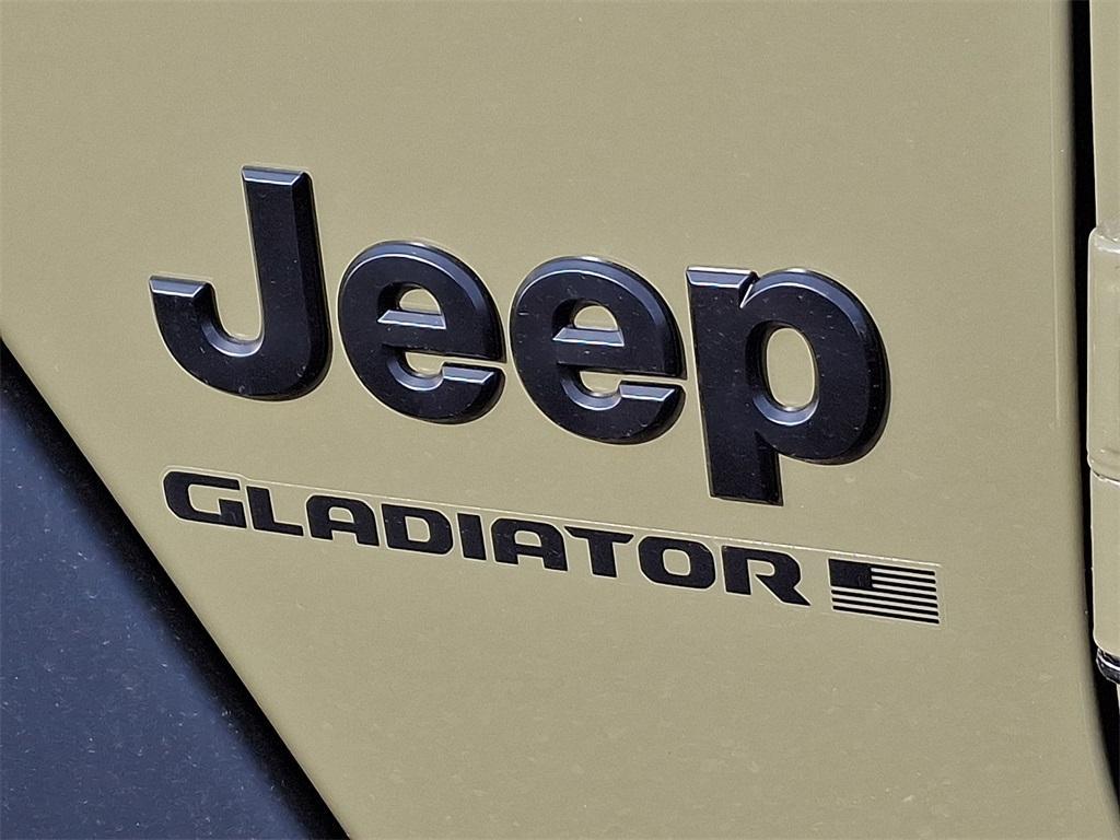 new 2025 Jeep Gladiator car, priced at $41,383