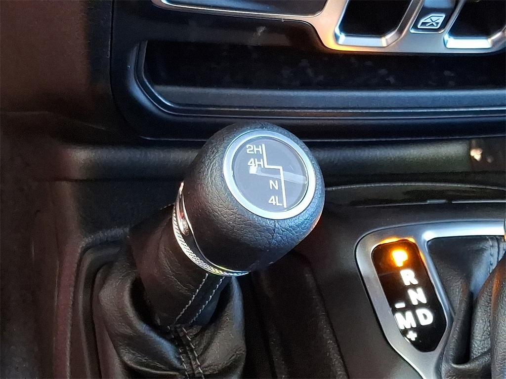 new 2025 Jeep Gladiator car, priced at $49,403