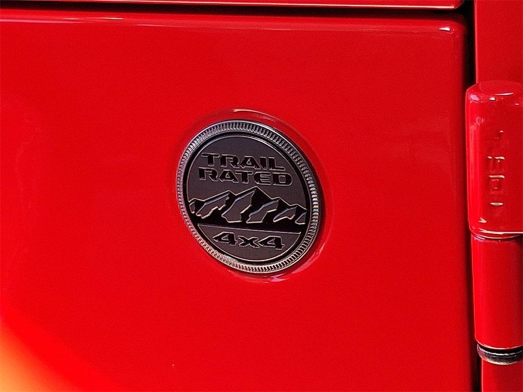 new 2025 Jeep Gladiator car, priced at $49,403