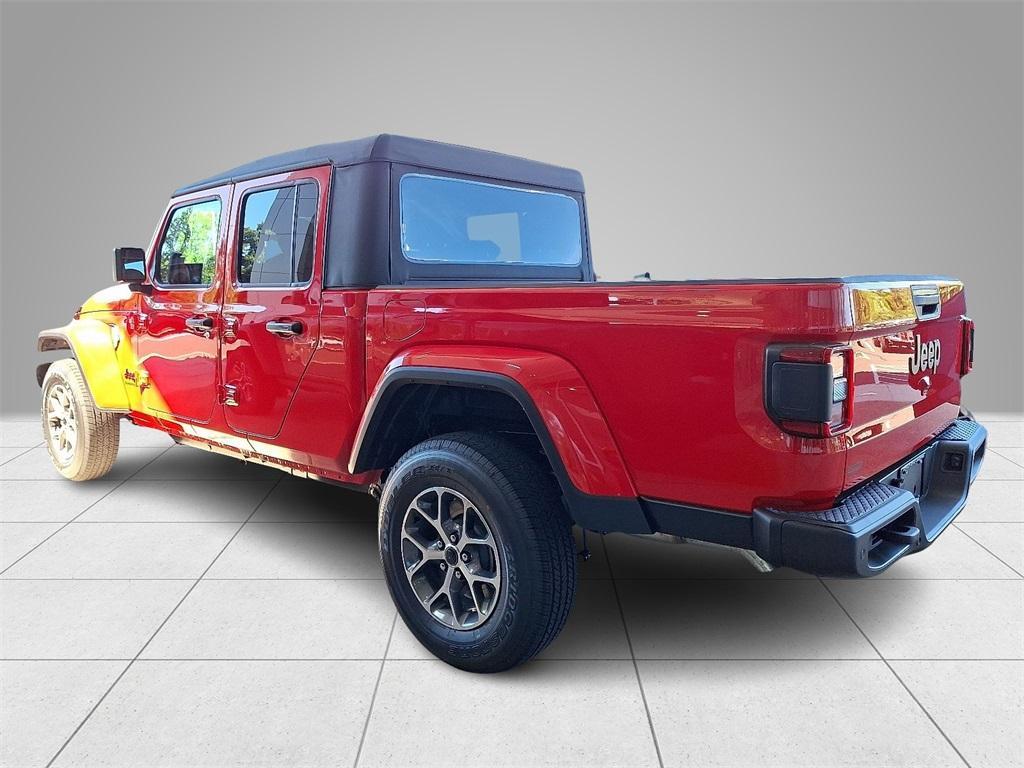 new 2025 Jeep Gladiator car, priced at $49,403