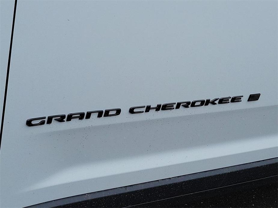 new 2024 Jeep Grand Cherokee L car, priced at $50,341