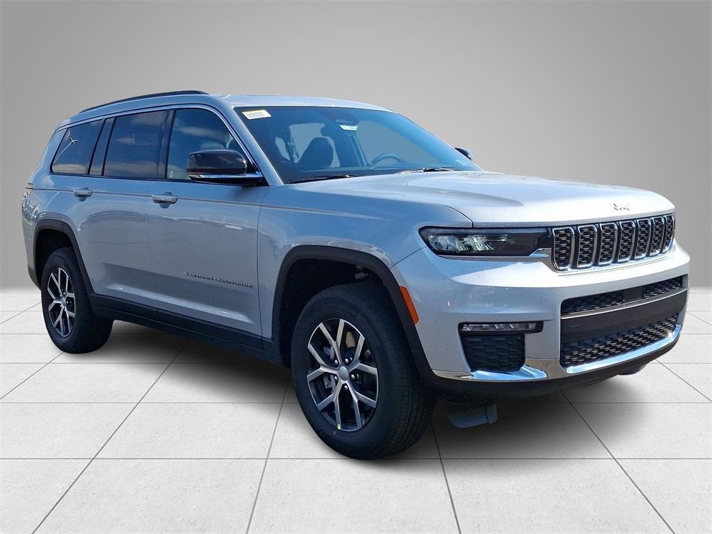 new 2025 Jeep Grand Cherokee L car, priced at $49,052
