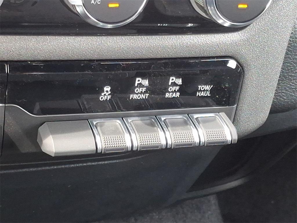 new 2025 Ram 1500 car, priced at $49,033