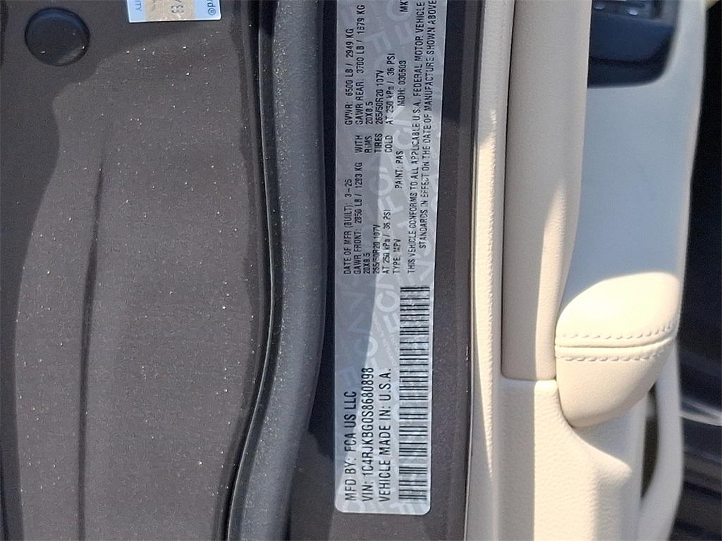 new 2025 Jeep Grand Cherokee L car, priced at $55,532