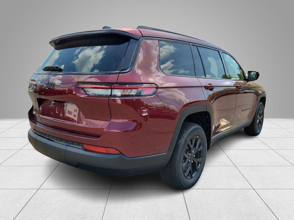 new 2024 Jeep Grand Cherokee L car, priced at $41,331